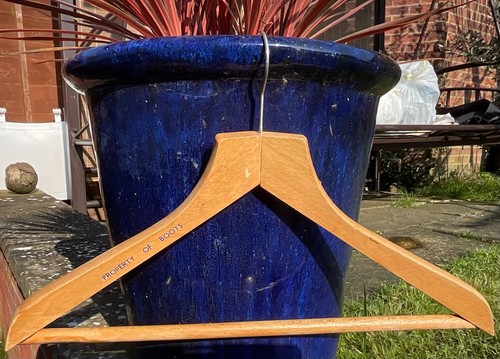 Vintage collectors wooden - vintage, suit