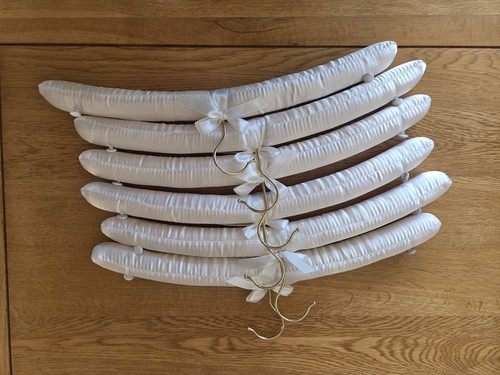 White satin padded vintage - white,